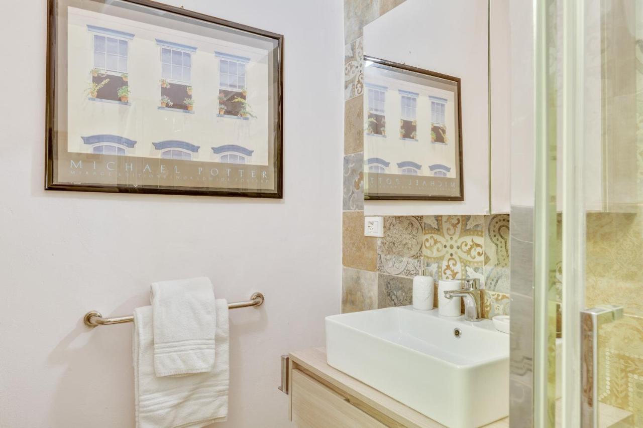 Oltrarno Bright Apartment Con Patio Privato Φλωρεντία Εξωτερικό φωτογραφία